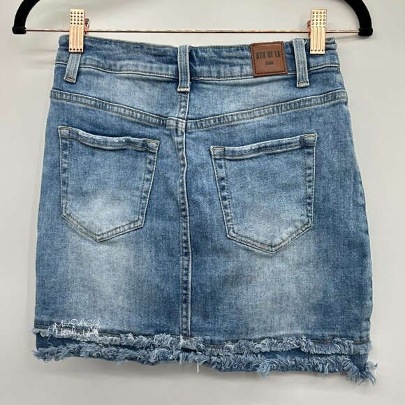 8th of LA Denim Mini Skirt with Frayed Hem Size Small - Picture 2 of 4